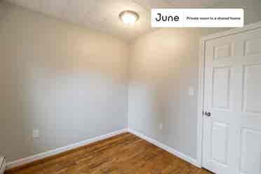 4 BR in Boston