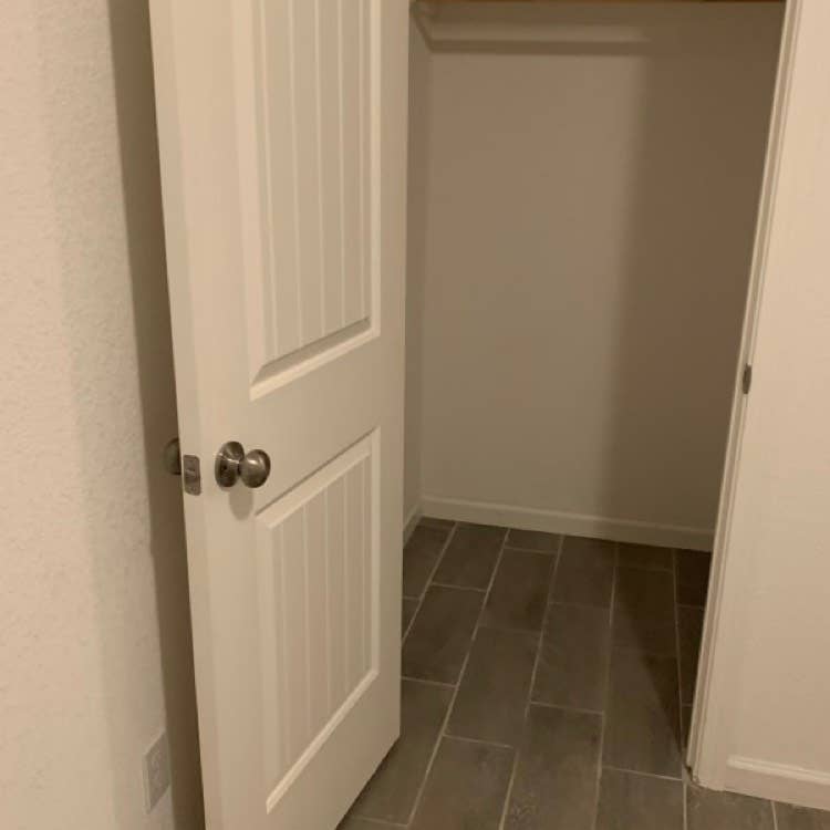 Room for Rent in Fair Oaks