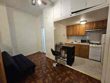 🔥Spacious SUBLET in Kips Bay🔥