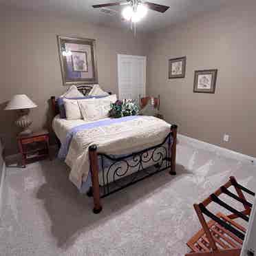 Flower Mound, TX, room for rent