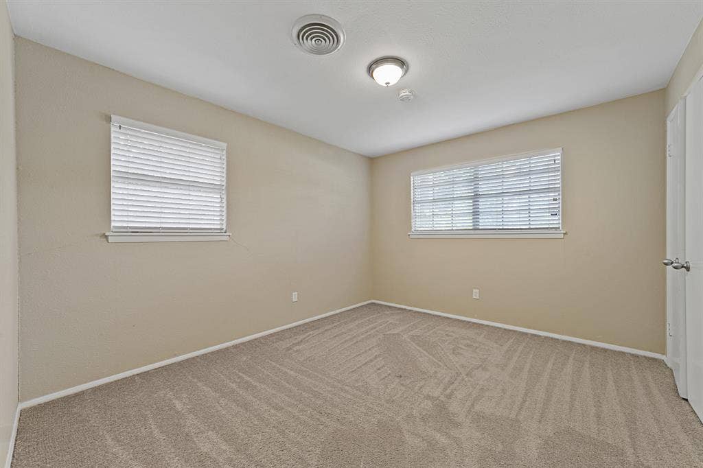 1 BR in DFW