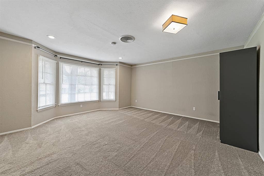 1 BR in DFW