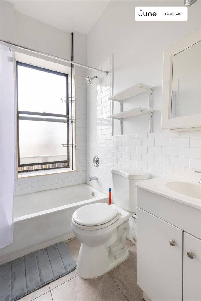 2 BR in New York City