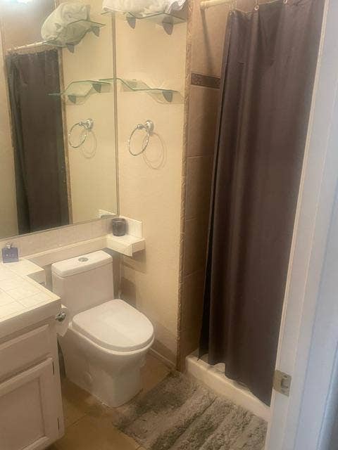 Spacious room in 2 bedroom condo