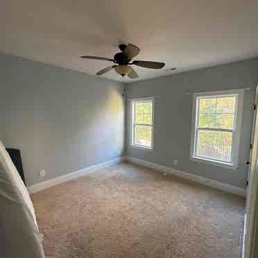 Room for Rent w/ utilities