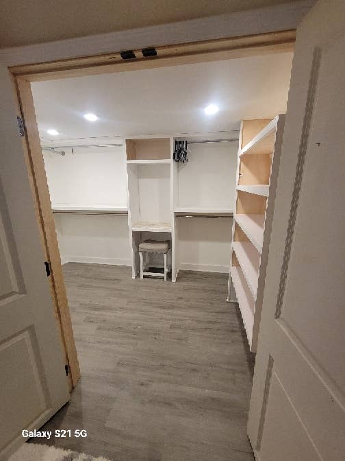 Large room for rent