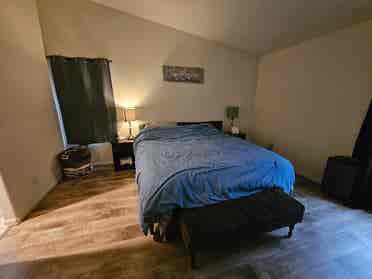 2 b/1 bath shared rental in Mather