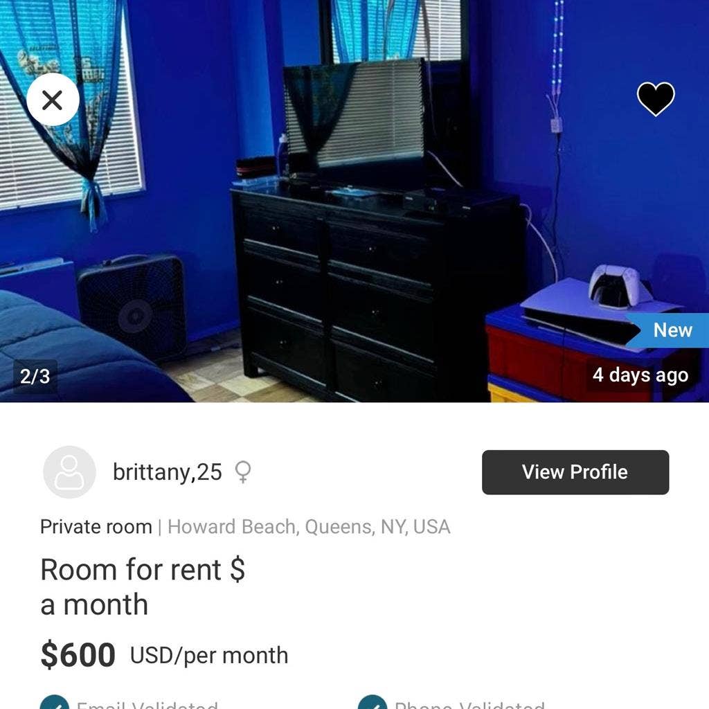 Room for rent $