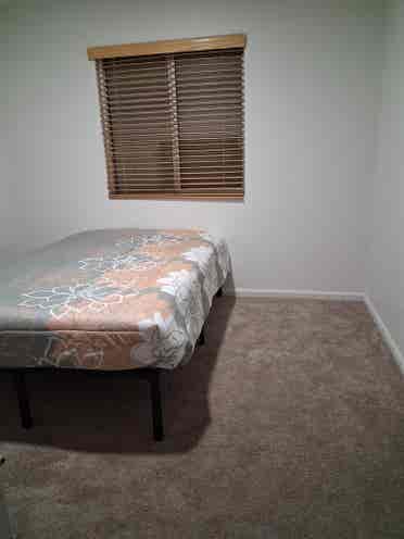 May  available Room for rent