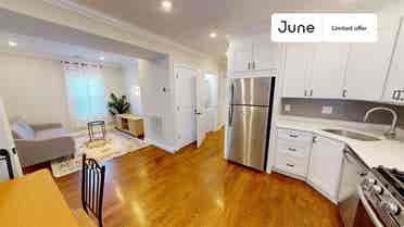 4 BR in Boston