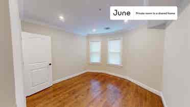 4 BR in Boston