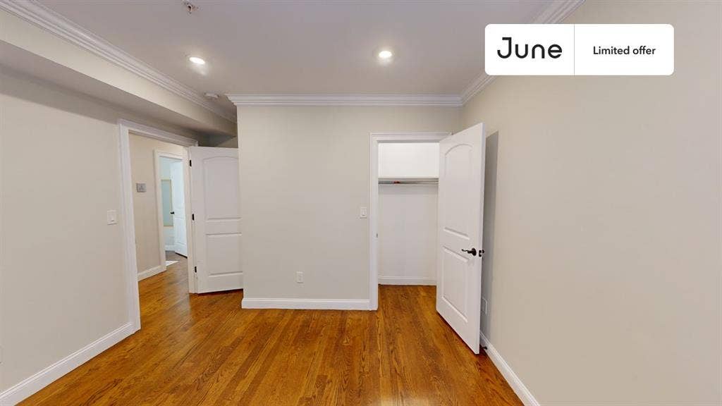 4 BR in Boston