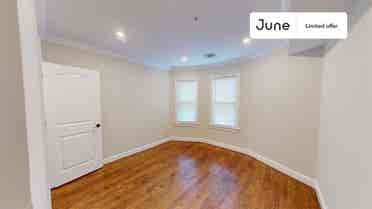 4 BR in Boston