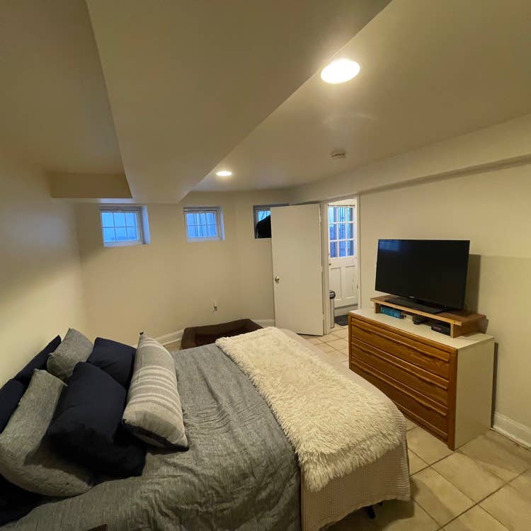 Spacious furnished bedroom in DC