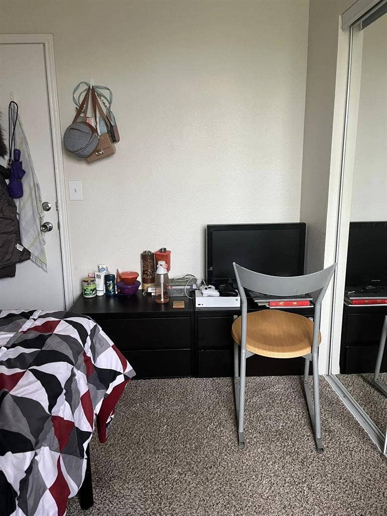 Looking to sublease from Jan