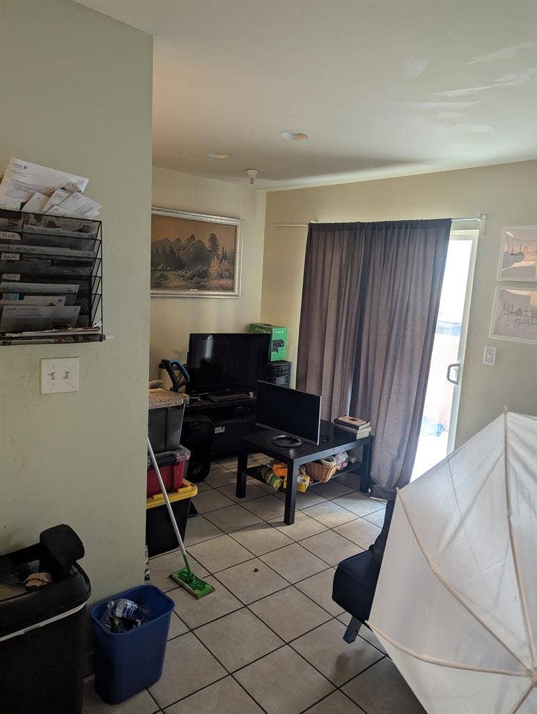 Room for Rent in East Hollywood