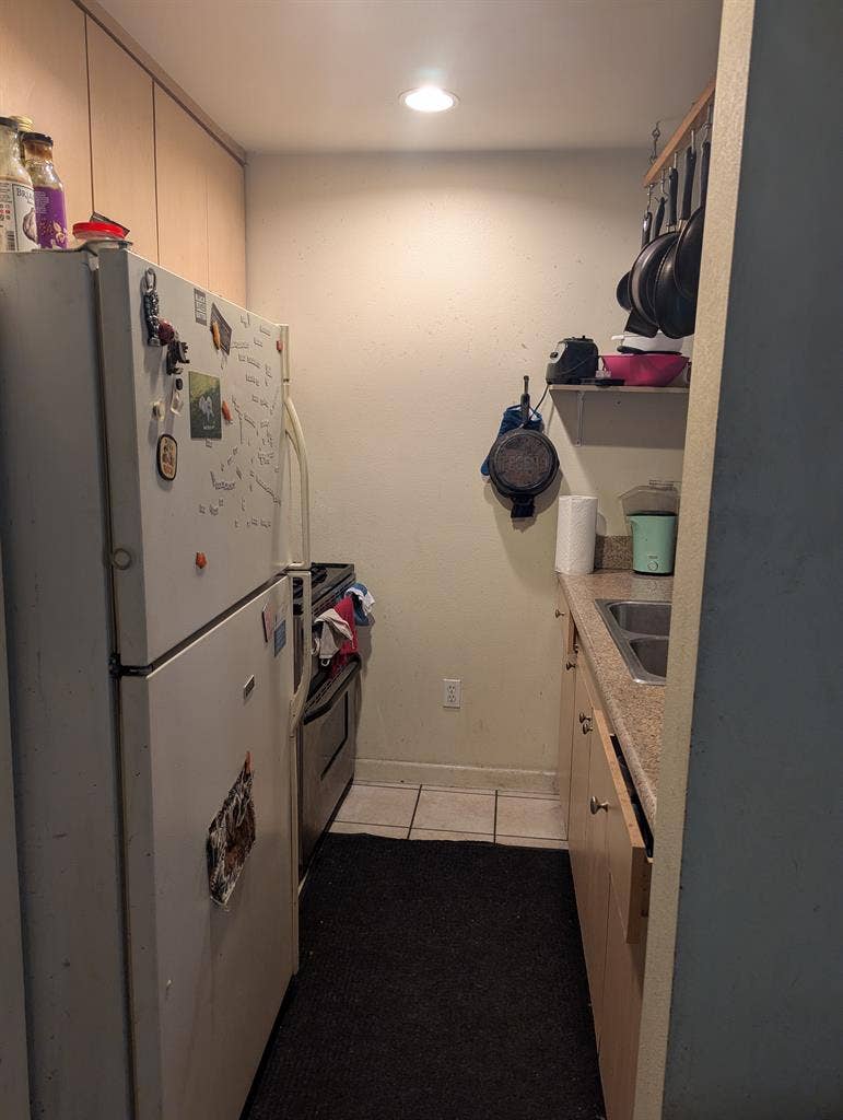 Room for Rent in East Hollywood