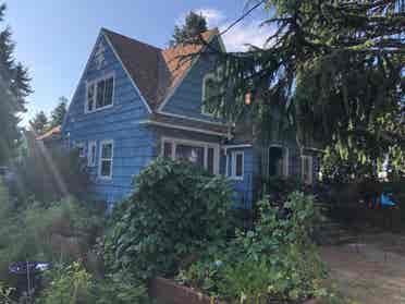 Big Old House South Seattle/Renton