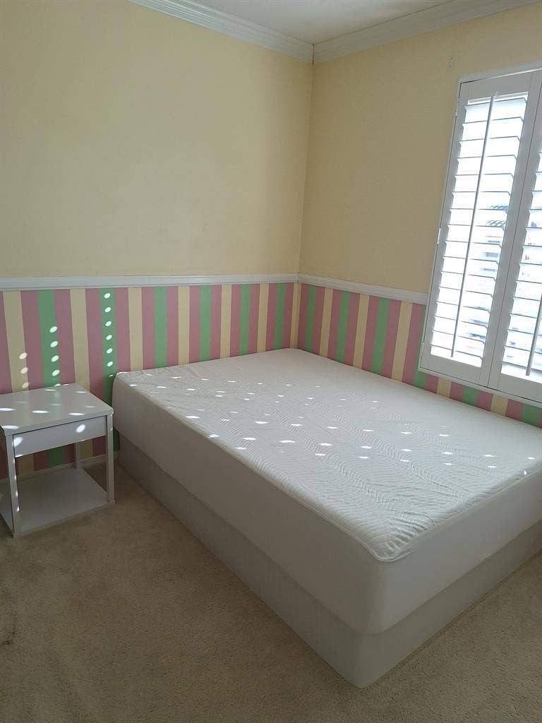 Furnished room for rent