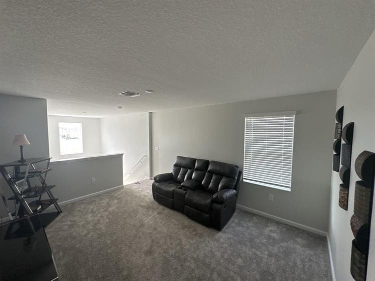 Single room with dedicated bathroom