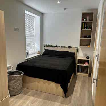 1 Bed flat for STUDENTS!