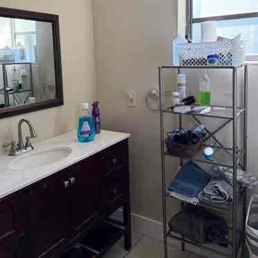 Master room and bathroom for rent 