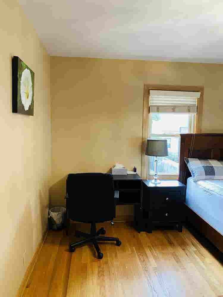 Full furnished room on Austin