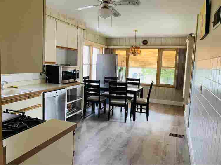 Full furnished room on Austin