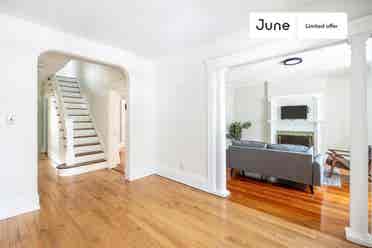 4 BR in Boston