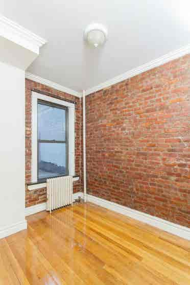 Beautiful,  Bright, Brick walls