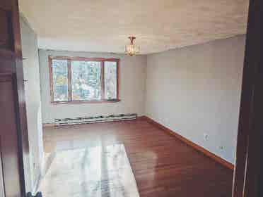 Large room Everett Ma