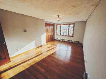 Large room Everett Ma