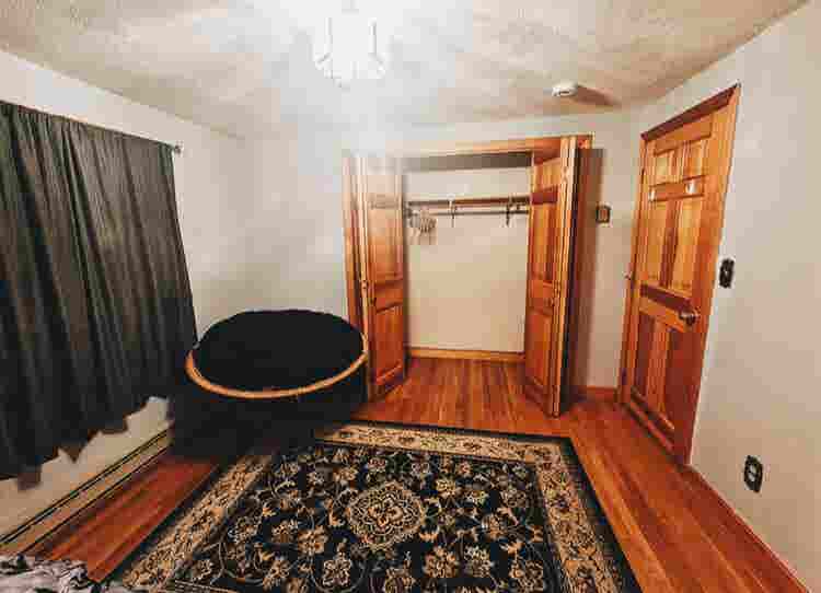 Medium room Everett Ma