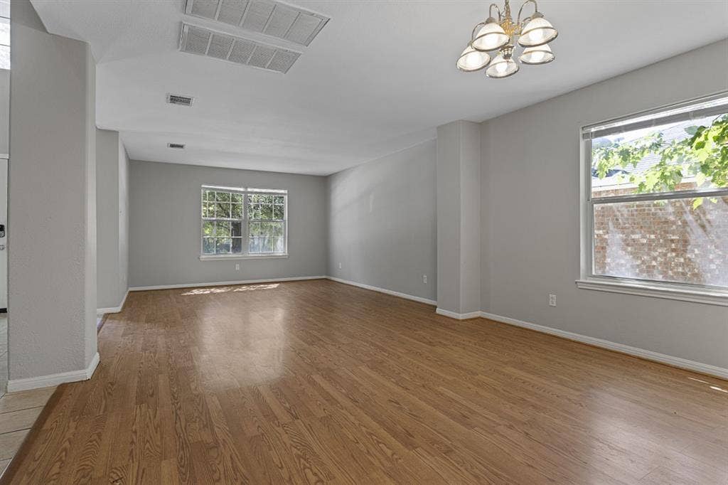 1 BR in Austin