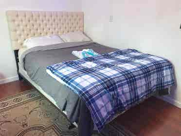 Lrge Fully Furnished Single BedRoom