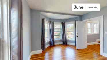 7 BR in Boston