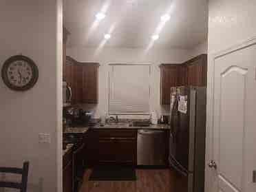 Looking for clean quiet roommate.