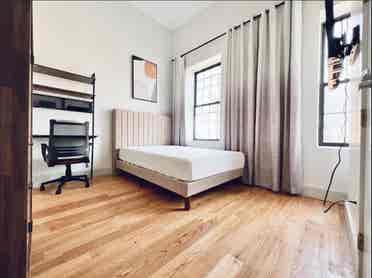 Furnished Room in Bedstuy