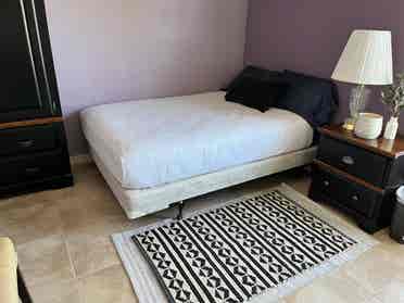 Furnished Room (includes utilities)