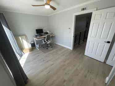 Beautiful room w/ Bathroom + Patio