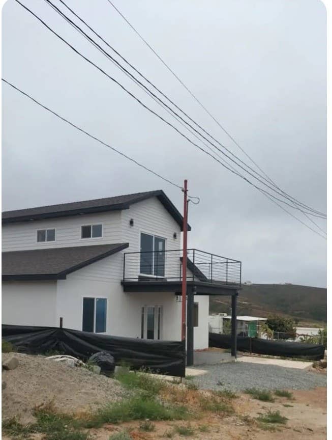 TWO STOREY HOUSE FOR RENT