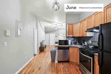 4 BR in New York City