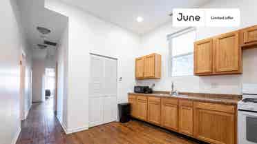 2 BR in Chicago