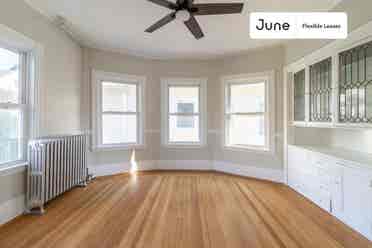 5 BR in Boston