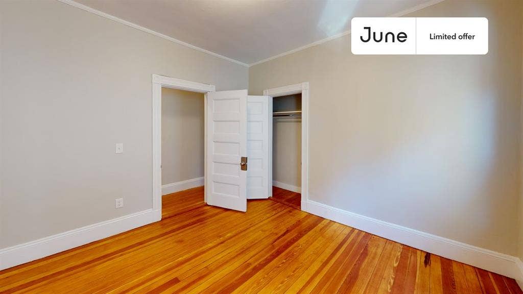 5 BR in Boston