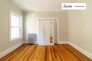 5 BR in Boston