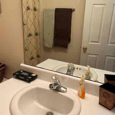 Room in Southeast Raleigh for rent