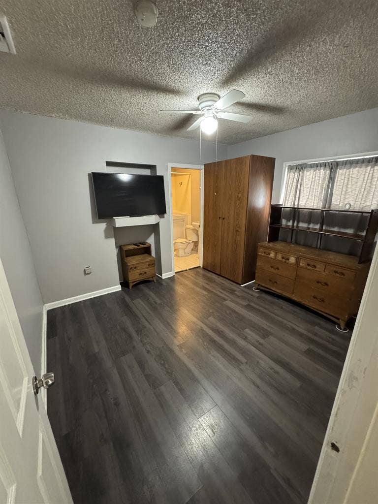 Room for rent N Ontario