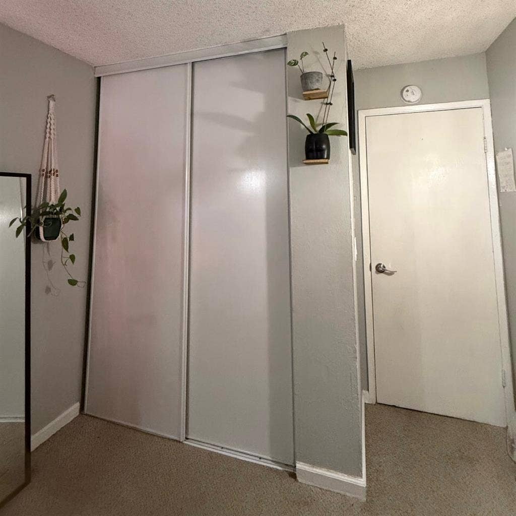 Looking for a roommate in Milpitas!