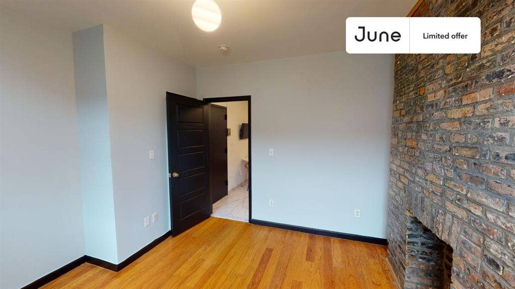 2 BR in New York City